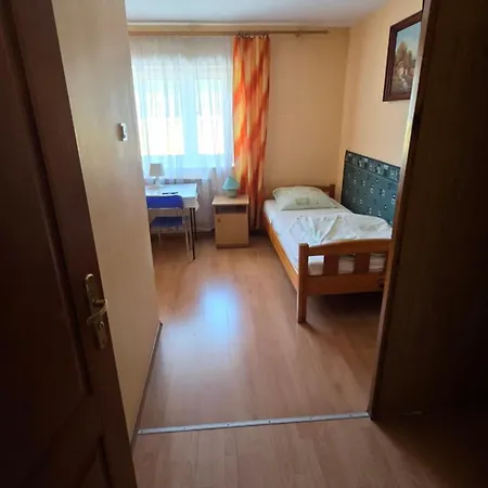 Bar U Jana מוטל *